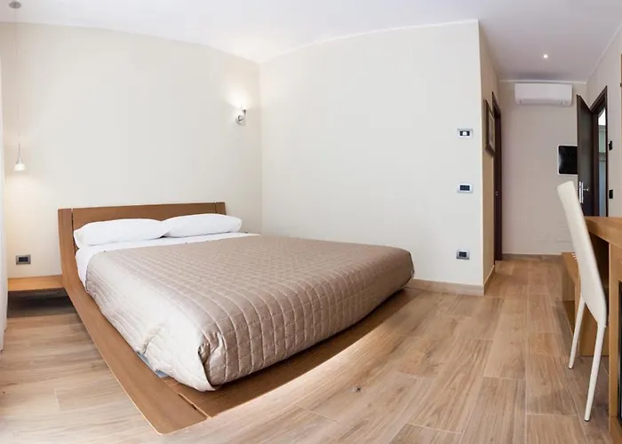 Casa Di Lucia 4*