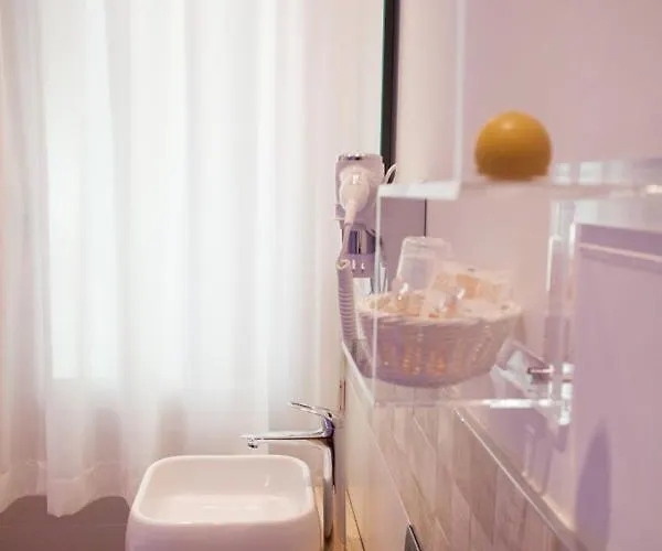 Casa Di Lucia 4*