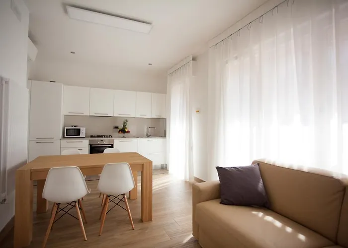 Casa Di Lucia Bed and Breakfast 4*