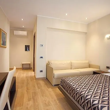 Casa Di Lucia Bed & Breakfast 4*