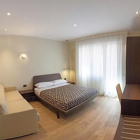 Casa Di Lucia Bed & Breakfast